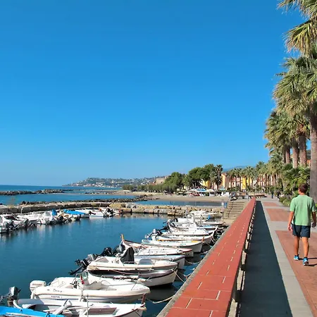 Apartament By Bike And Sea By Interhome