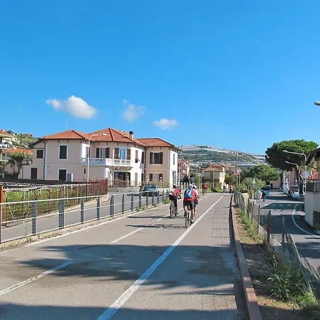 By Bike And Sea By Interhome 아파트 *